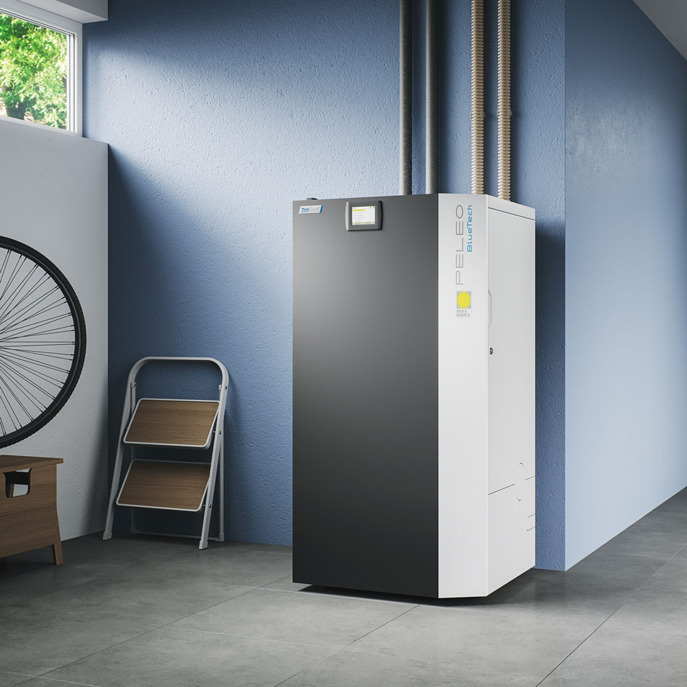 PELEo BlueTech Pelletskessel an der Wand